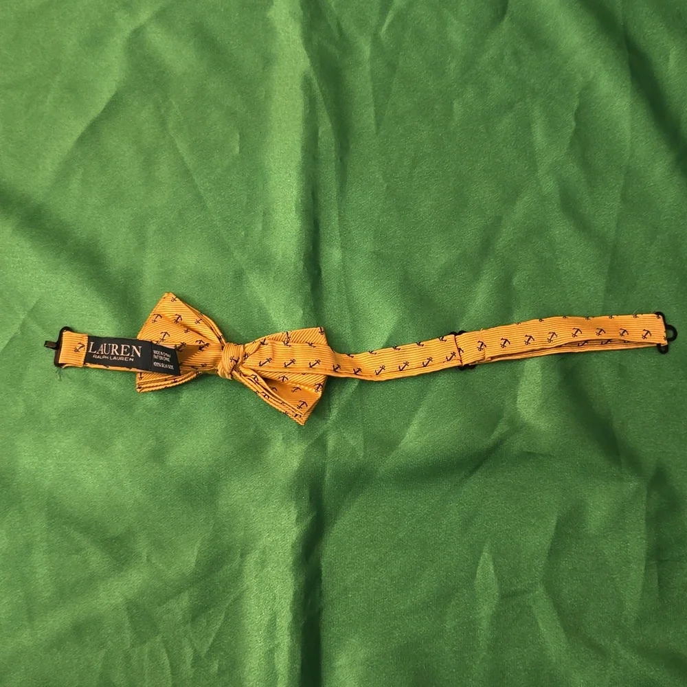 Bow Tie